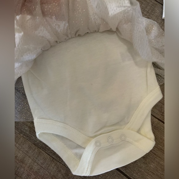 NWT Infant Chick Pea 2 Piece  Bodysuit & Headband Huddles‎ and Cuddles - Picture 3 of 8